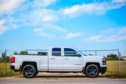 SB-GM-SLVD/10TW1/BK -Garmin Cheap Audio Store SB GM SLVD 10TW1 VEH 2